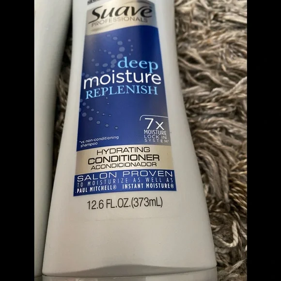 Suave Deep Moisture Replenish Hydrating Conditioner 12.6 fl oz 2 Pack - Picture 2 of 3